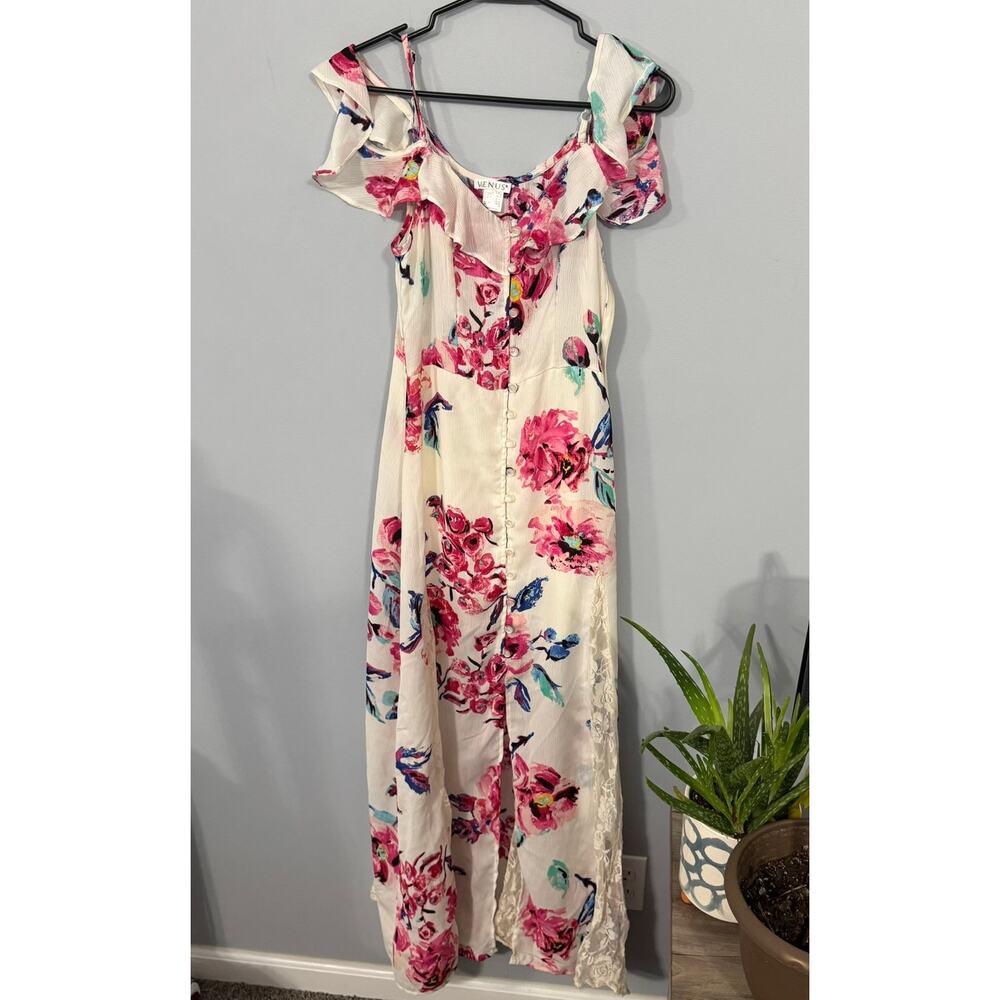 Venus White Floral Cold Shoulder Maxi Dress Size Medium Long Length Flowers
